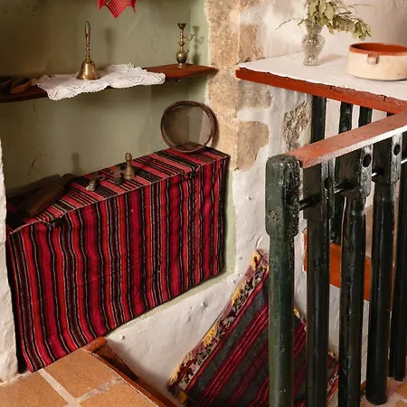 Апартаменты Rigas Traditional Hospitality Embrosneros
